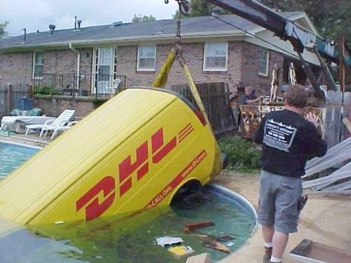 dhl-pool1.jpg