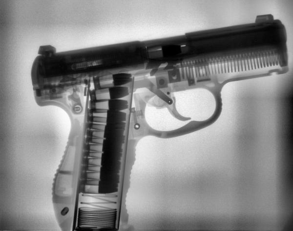 xray-of-pistol-gun.jpg
