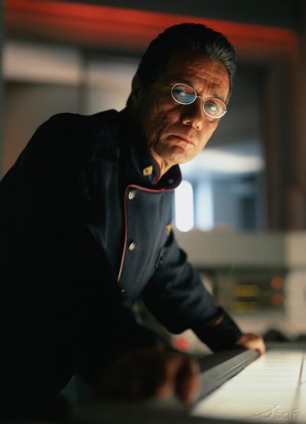 battlestar-captain.jpg