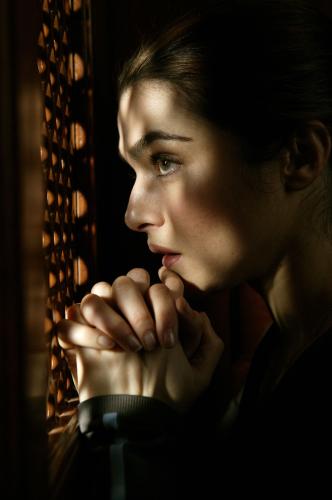 rachel-weisz1.jpg