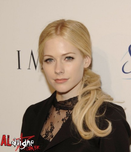 Avril Lavigne Is Nicole Kidman