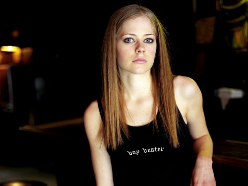 Avril Lavigne Is Still A Boy beater