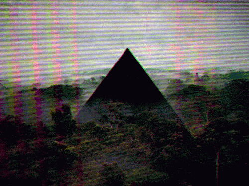 animated piramid