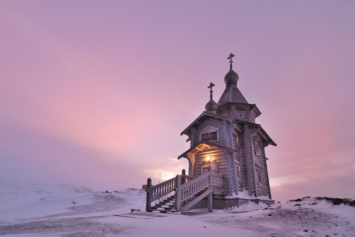 small house wallpaper