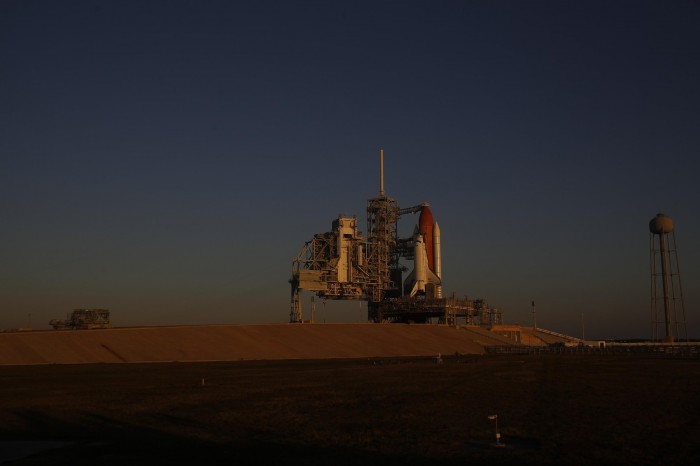 Discovery waits on Launch Pad 39A on Nov. 5