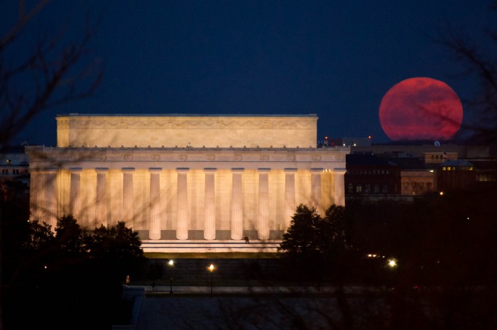 red moon over washington DC