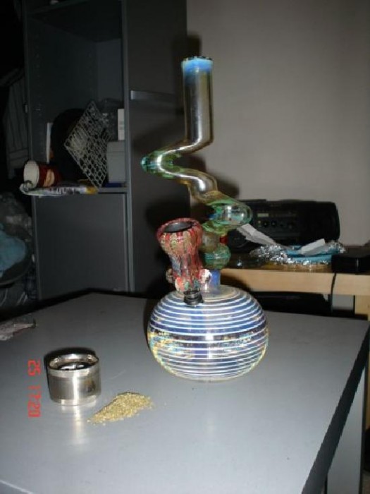 glass bong
