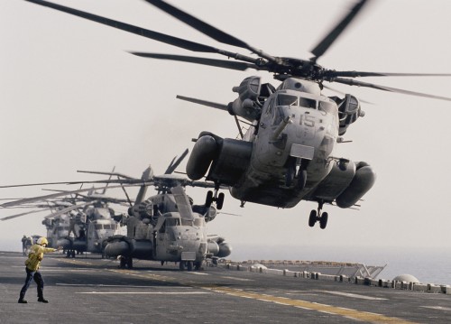 aircraft carrier helicoptor take offf