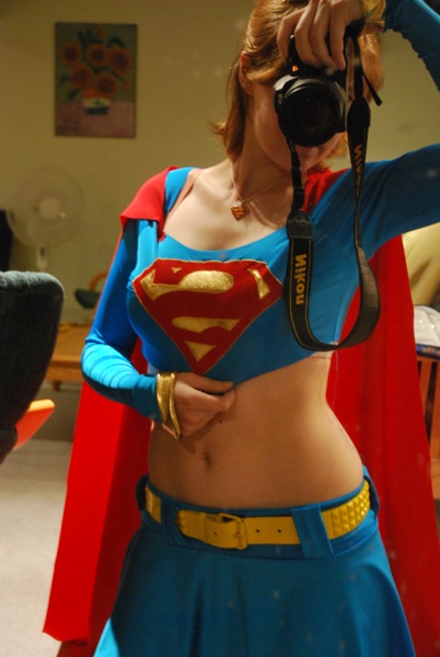 sexy supergirl cosplayer.jpg
