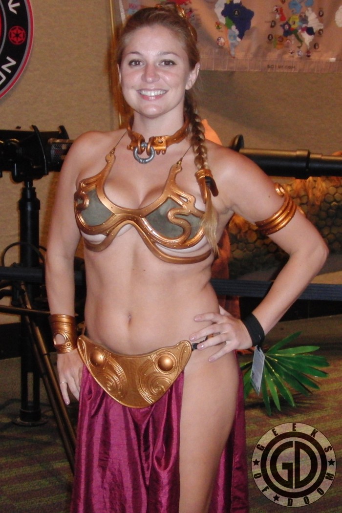 Slave Leia cosplayer with plenty of underboob.jpg