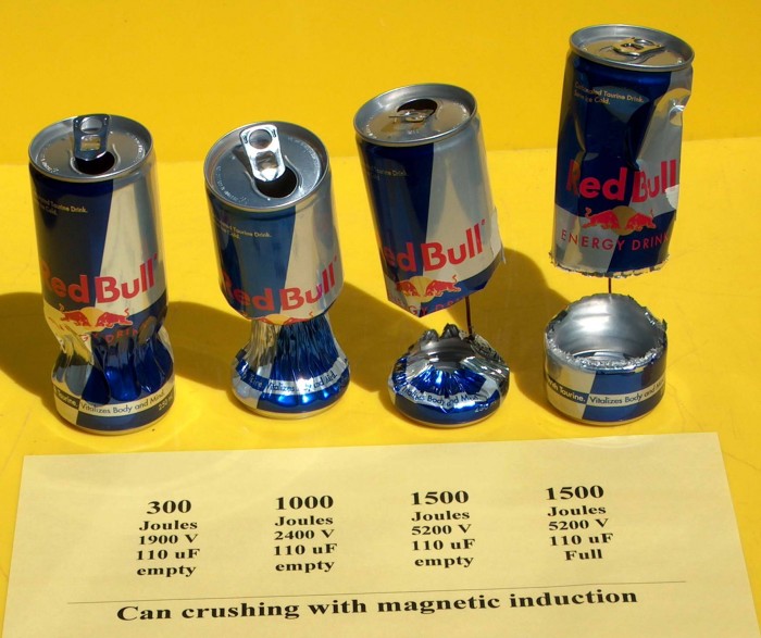 can crushing with magnetic induction.jpg