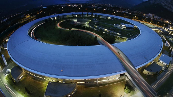 The European Synchrotron Radiation Facility - Grenoble, France.jpg