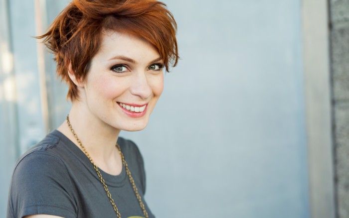 Felicia Day has a cute smile.jpg