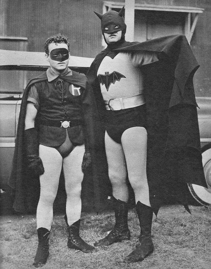 Robert Lowery and Johnny Duncan as Batman and Robin in the 1949 film.png