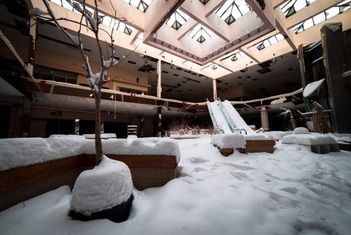 Snow Mall.jpg