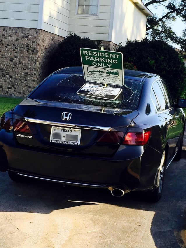 resident parking only.jpg