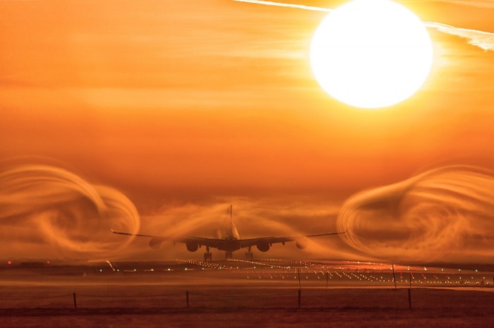 Airliner Swirls.jpg
