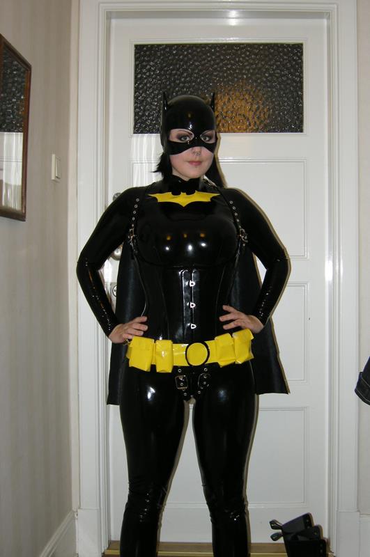 Latex Batgirl.jpg