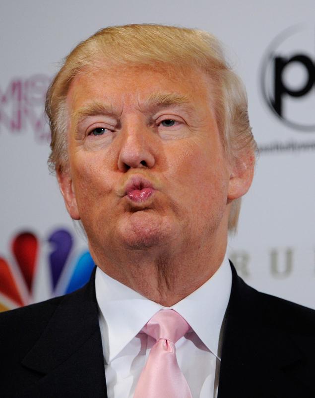 Kissy Trump.jpg