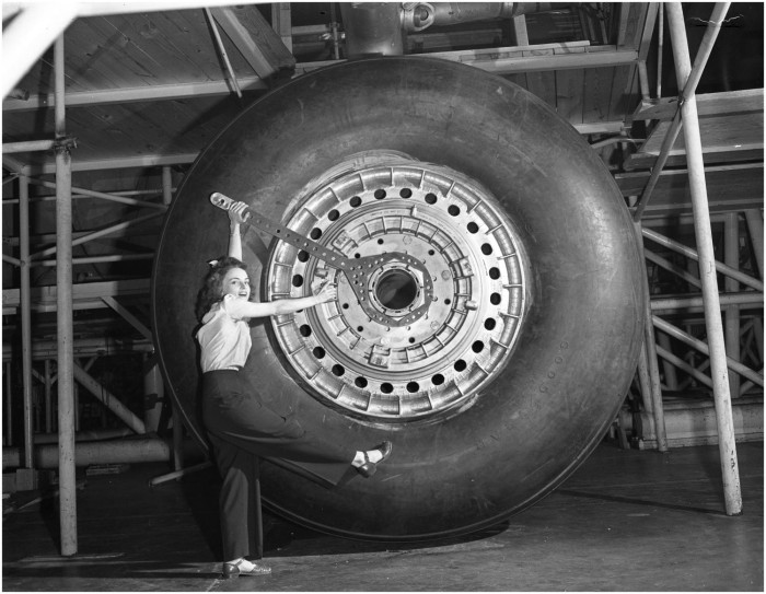 convair xb 36 peacemaker 110 inch landing gear wheels « MyConfinedSpace
