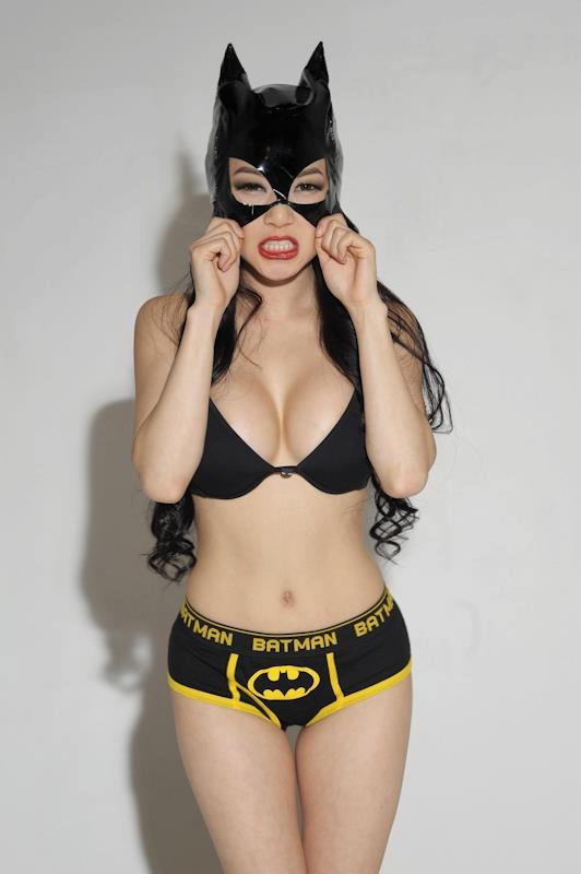 Sexy batman girl Sexy batman girl