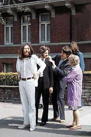 beatles 535861_372570662788267_78361804_n