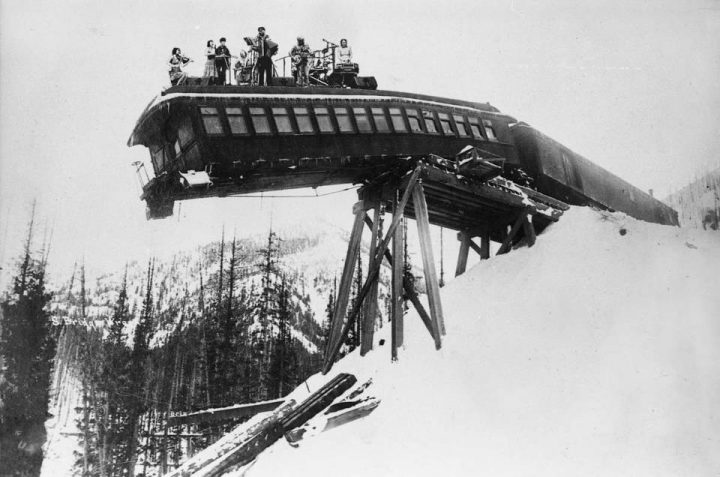 train 554497_490748290972055_27808726_n