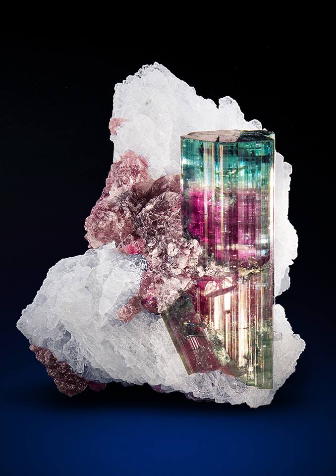 tourmaline-on-albite