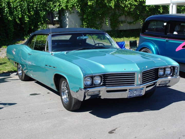 full-1967-buick-lesabre-green-convt