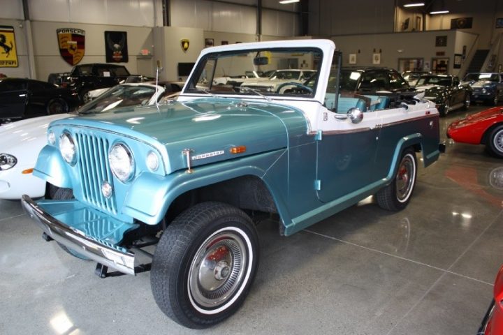 truck-1967-jeep-jeepster-convertible