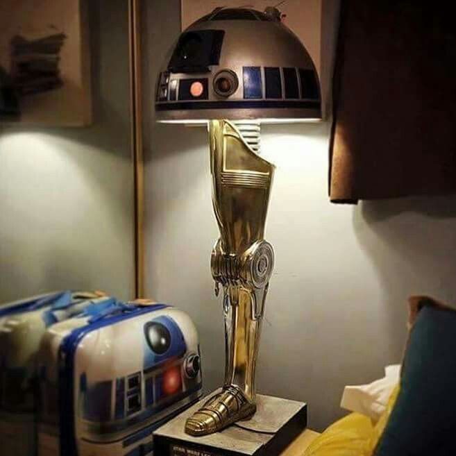 Star Wars Leg Lamp