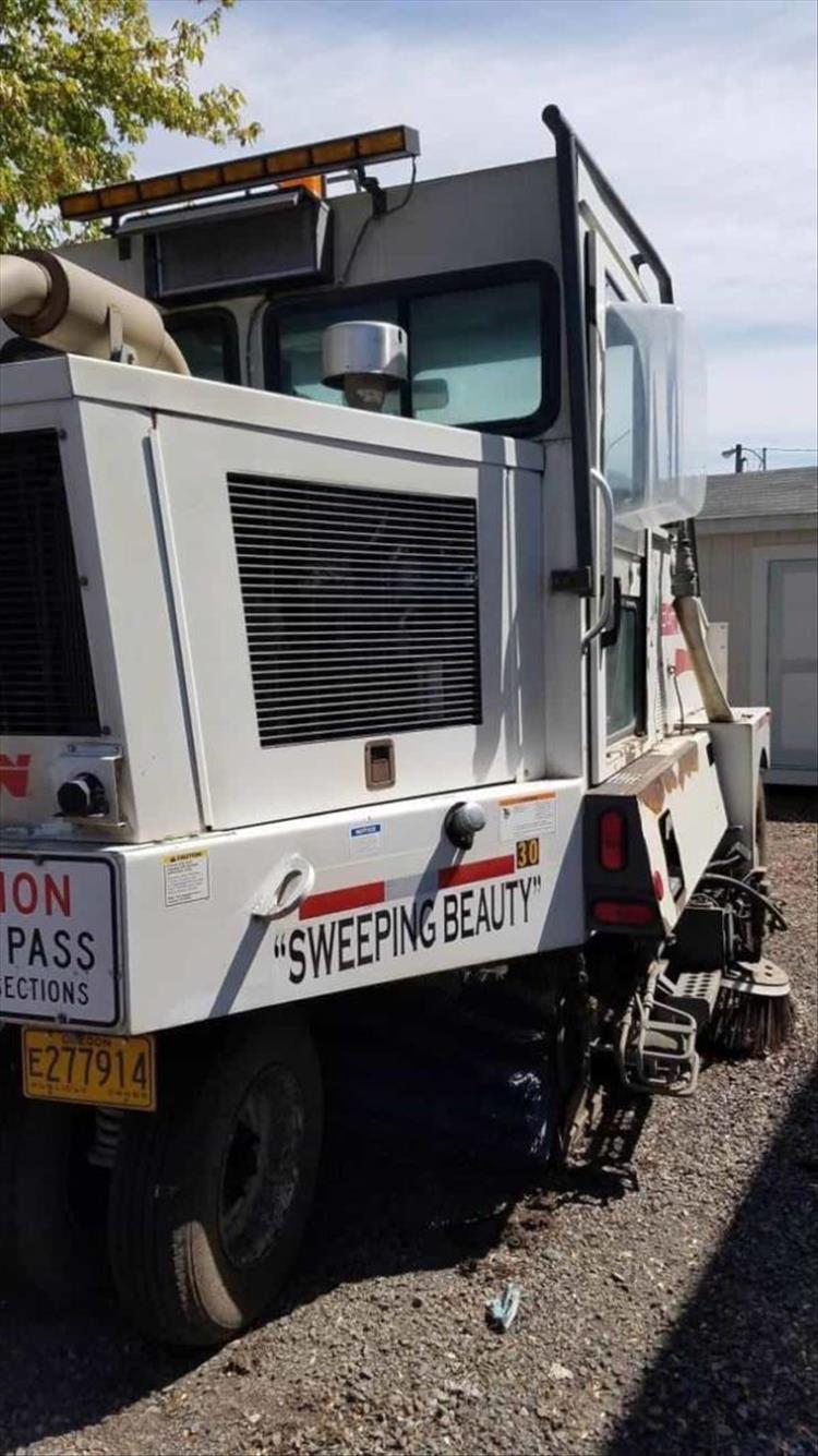 SWEEPING BEAUTY « MyConfinedSpace