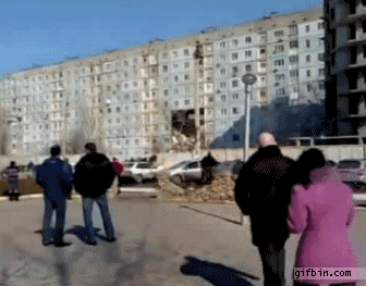1333652083_apartment_building_collapses.gif (3 MB)