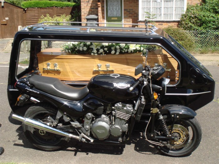 Hearse-Motorcycle-.jpg (147 KB)