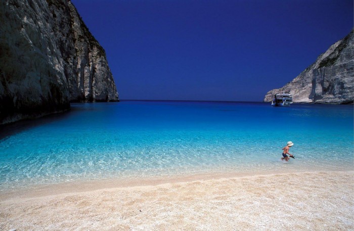 bluebay.jpg (215 KB)