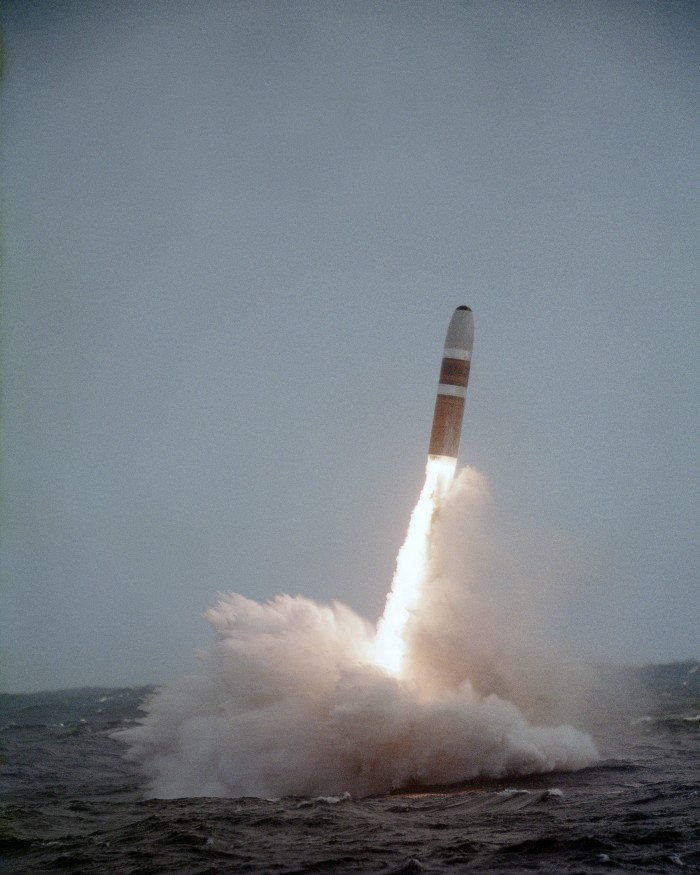 Trident_missile_launch.jpg (4 MB)