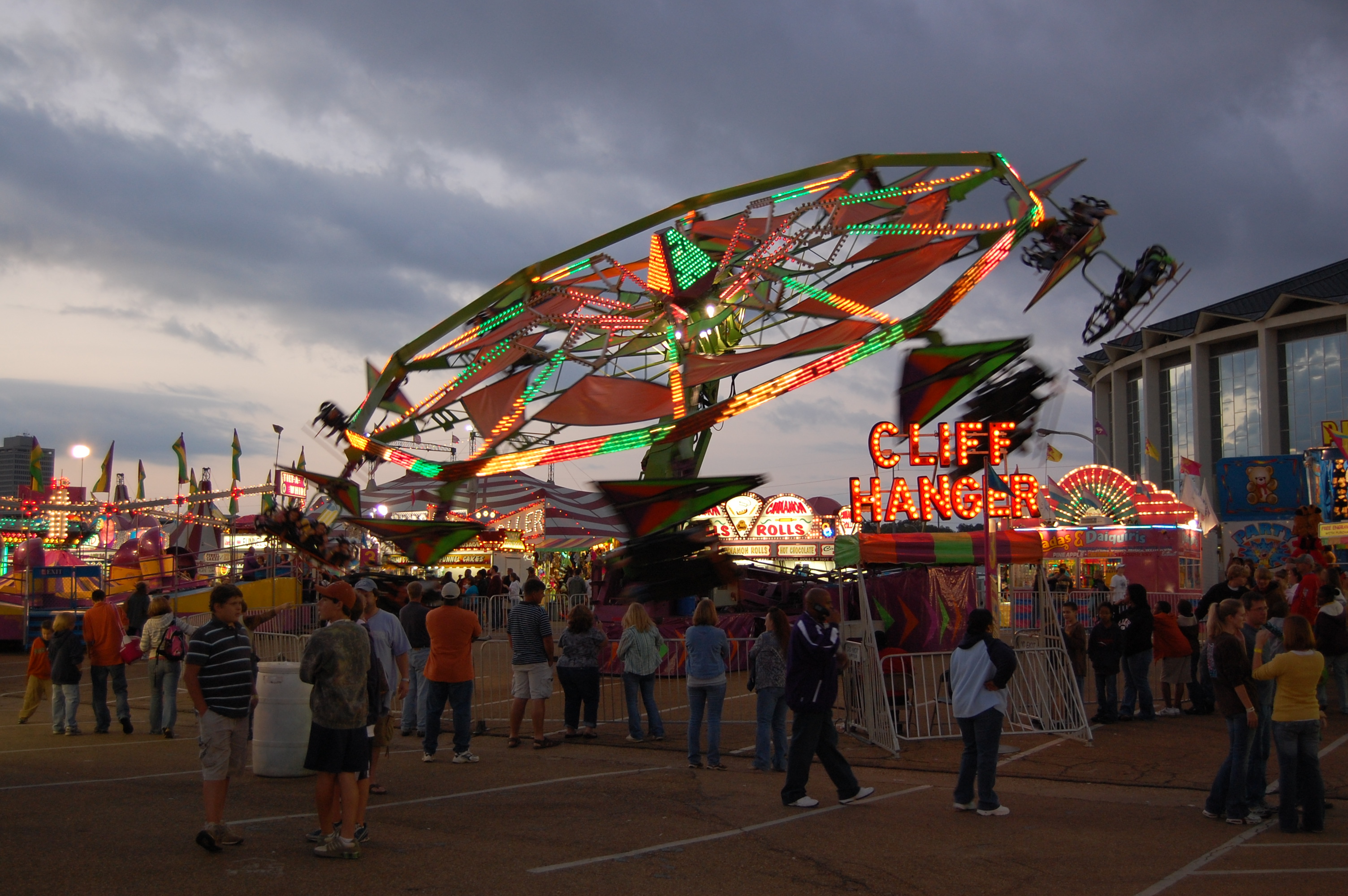 Cliff Hanger Mississippi State fair « MyConfinedSpace