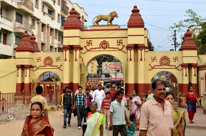 Dakshineswar-Gate.jpg (2 MB)