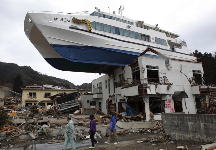 boat-house.jpg (177 KB)