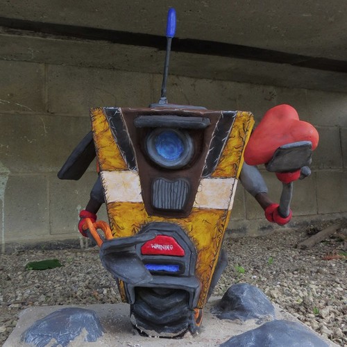 Claptrap1.JPG (72 KB)