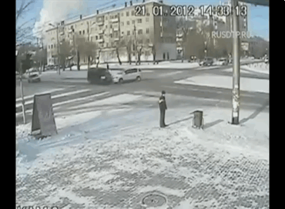 driving-in-russia-023-05202013.gif (1 MB)