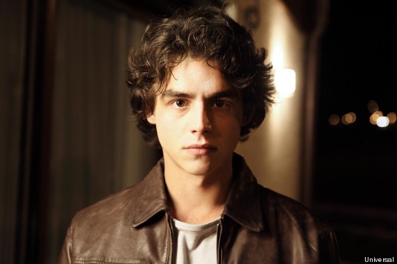 returned-simon.jpg (51 KB)