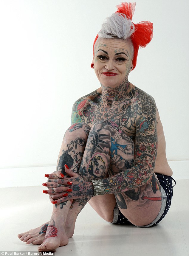 tattoo_chick_.jpg (104 KB)