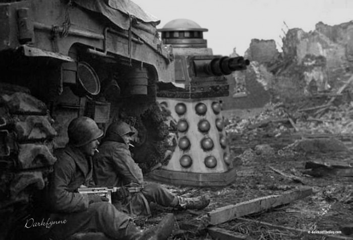 WWII-Dalek.jpg (422 KB)