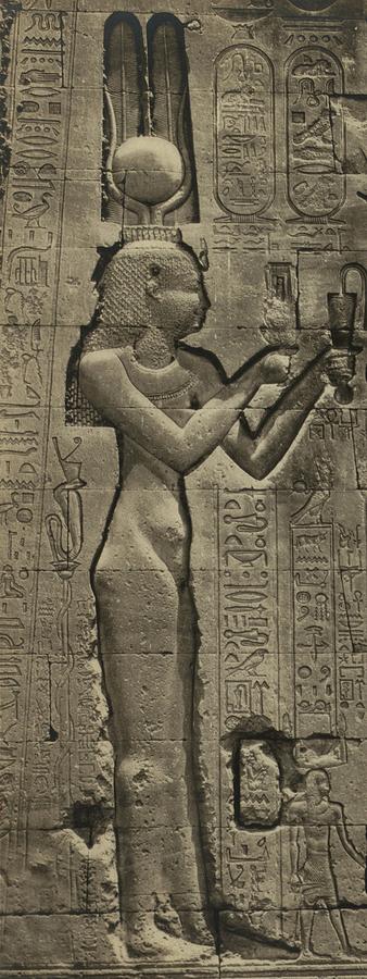1-relief-sculpture-of-cleopatra-vii-69-30-everett.jpg (78 KB)