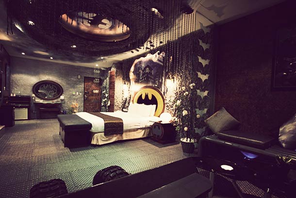 Batman-Hotel-room-in-Taiwan-2.jpg (47 KB)