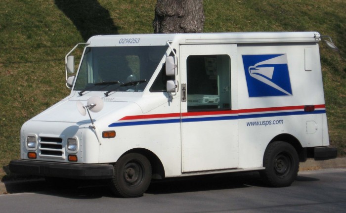 FedEx-Truck-01.jpg (214 KB)