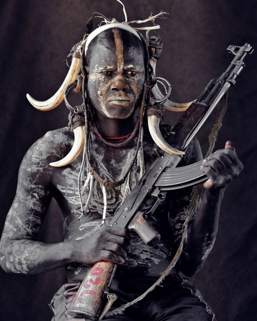rebeltribe2.jpg (100 KB)