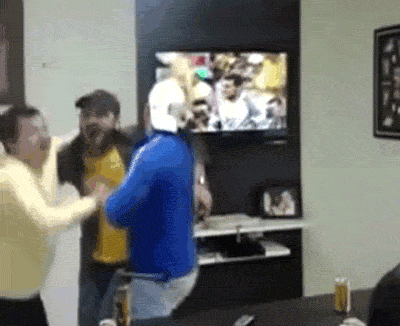 idiots-025-10272014.gif (3 MB)