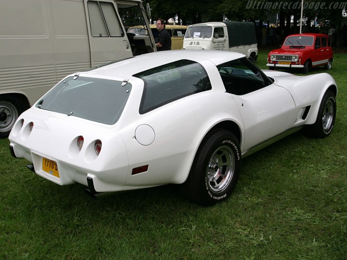 Corvette-16405_o.jpg (190 KB)